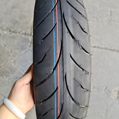 6pr/8pr Pneus sans tube 140/70-17 pour motocyclettes avec OEM acceptable et Ply Rating 6pr/8pr