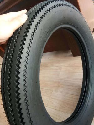 4.50-18 4.00-19 170/80-15 4.50-18 180/80-14 Pneus de moto pour motocycle 4 PR Ply Rating
