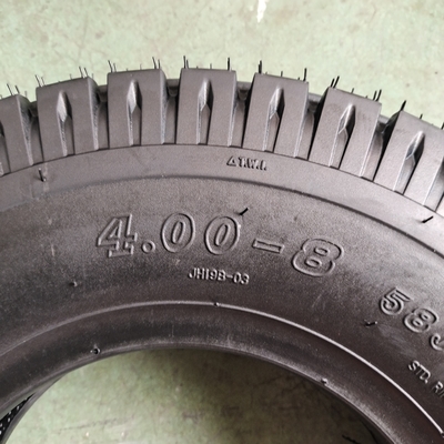 Remplacez votre pneu de moto Bajaj 4.00-8 par un 1.