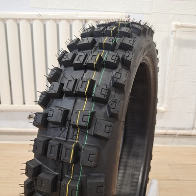 Pneus de moto en nylon en caoutchouc naturel en acier 140/80-18 Pneus souples 6pr/8pr pour les performances