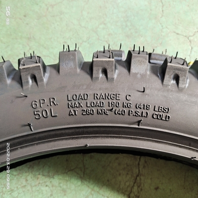 Fournir des pneus de motos sans tube lourds pour votre port de chargement