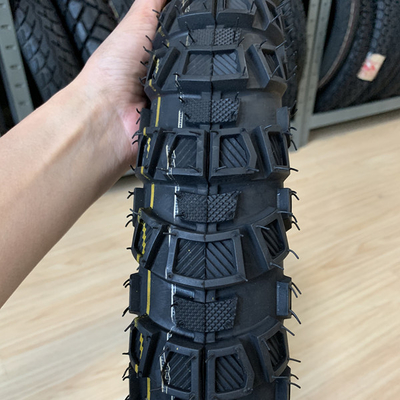 8PR Ply Rating Tire Casing Vendre pneus et tubes de motocyclettes 3.00-17