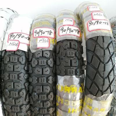 Vendre des pneus de motocyclette 90/90-18 à remplacer/réparer dans le port de Qingdao