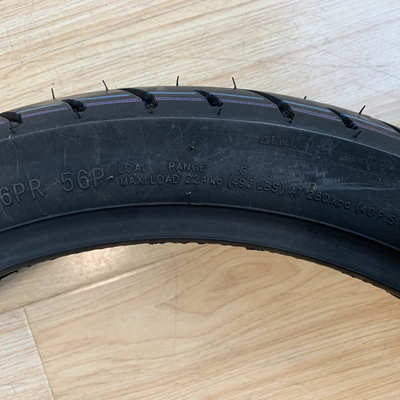 Capacité de production 5000 pièces par jour de pneus de moto 90/90-17 à Lowest