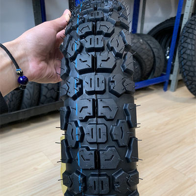 Pneus à moteur abordables 90/90-18 avec boîtier et 35% à 55% de caoutchouc