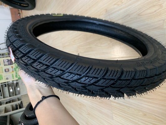 Pneus de pneus enduits de graisse Pneus tout-terrain Moto FDR Pneus de moto 275-18 pour la durée de vie 20000 KM