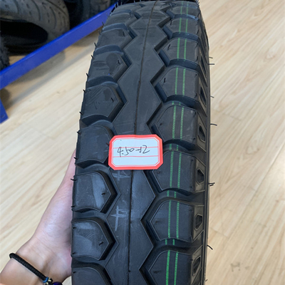 Casque de pneu pour le temps dans les 25 jours pneu de moto 450-12