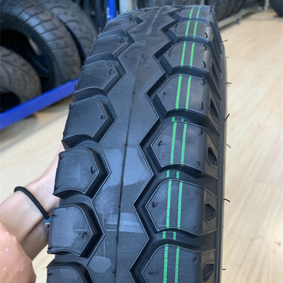 Casque de pneu pour le temps dans les 25 jours pneu de moto 450-12