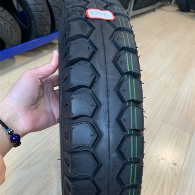 Casque de pneu pour le temps dans les 25 jours pneu de moto 450-12