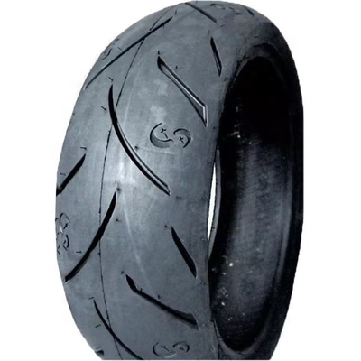 Contenu en caoutchouc de 35% à 55% 130/80-17 Pneus de moto 160/60/17 pour une durabilité plus longue