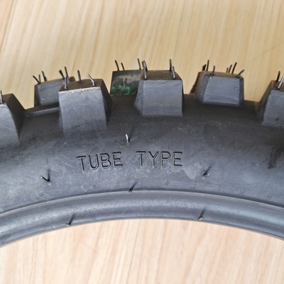 Matériau en nylon de caoutchouc naturel en acier 17" 18" 19" 21" pouces pneu de moto pour le motocross