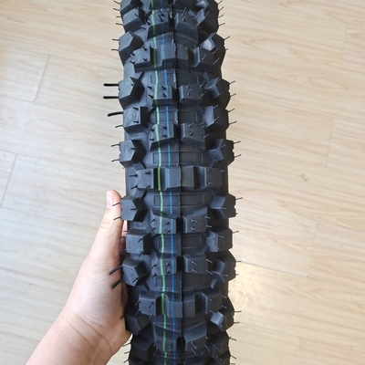 6pr/8pr Grande adhérence 3.00-21 Moto Cross pneu arrière TL pneu de moto avec OEM Acceptable