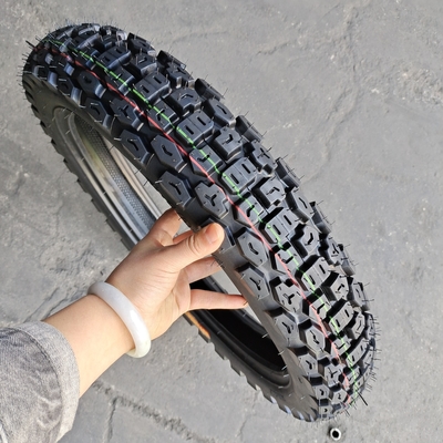 Pneus de moto 300.17 300-17 300.18 300-18 avec 6PR/8PR et boîtier de pneus