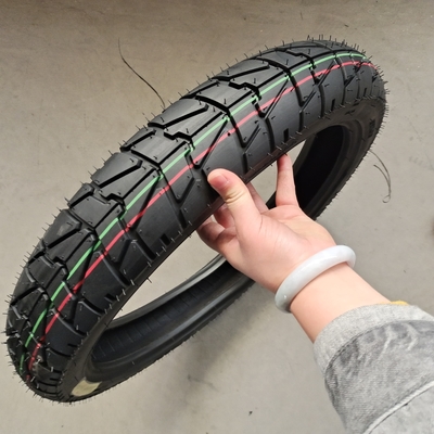 Prix abordable 90/90-18 909018 90/90 18 Pneus de moto sans tube pour le marché nord américain