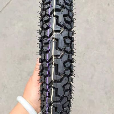 2.75-14 Pneus de moto avec 35% à 55% de caoutchouc et boîtier de pneus fabriqués