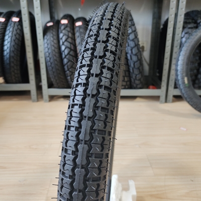 250-17 8PR Ply Rating pneus de moto Japon pneus de course à plat pour votre avantage