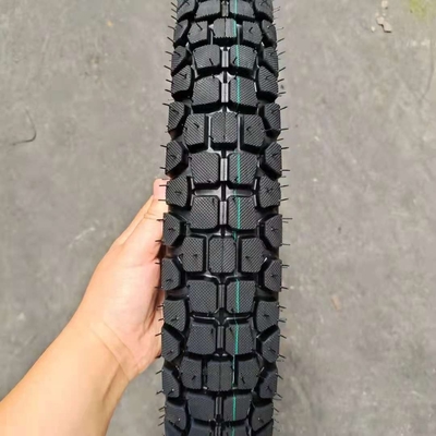Pneus de moto 2.75-17 Enveloppe de pneu sans tube avec technologie avancée