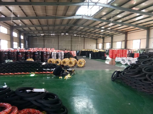 Marché africain Motocycle électrique à pneus tout-terrain de 3000w avec boîtier de pneus 120/70-17