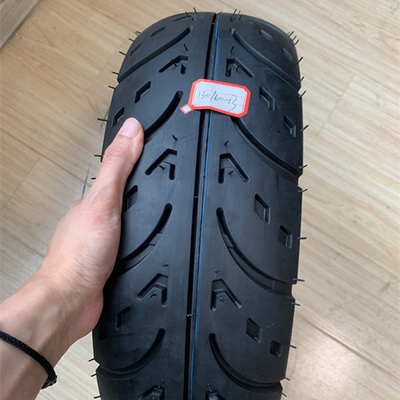 Machine de changement de pneus de moto professionnel 130/60-13 avec résistance à la traction 10.5