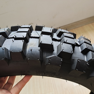 Pneus de moto 110/90-18 pour le marché africain Délai de livraison dans les 25 jours