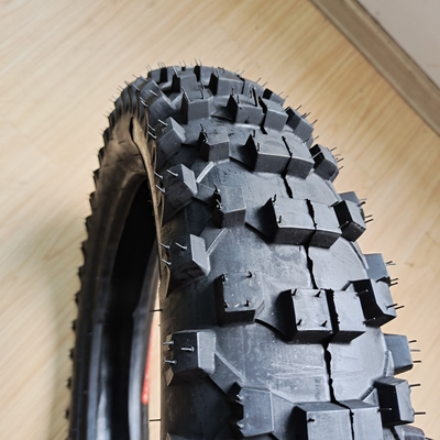 Pneus tout-terrain 4,60-17 à longue durée de vie avec une durée de vie de 20000 KM et un boîtier de pneus durable
