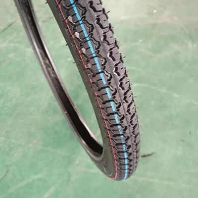 5000 pièces par jour Résistance à la traction 10,5 Pneus de moto chinois 2,25 X 19 Crédible