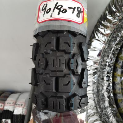 Super 110/90-18 Pneus en caoutchouc pour motocycle et OEM Acceptation 3,5 kg de poids