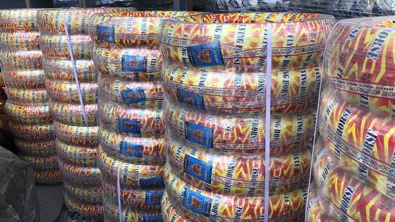 Super 460-18 pneus et tubes de motos en caoutchouc pour le port de Qingdao