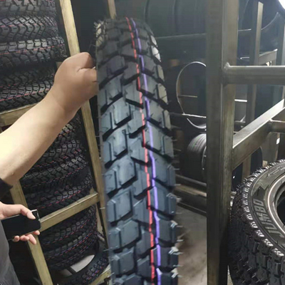 Résistance à la traction 10.5 Pneus de moto 110/90 16 pour la promotion du marché africain