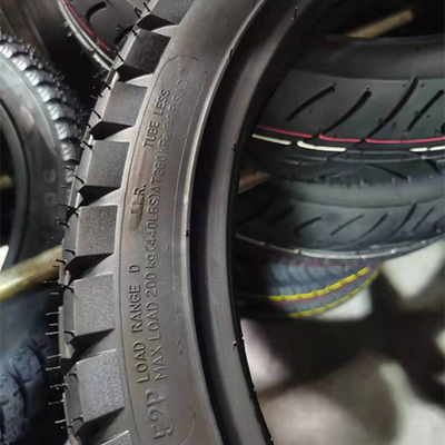Résistance à la traction 10.5 Pneus de moto 110/90 16 pour la promotion du marché africain