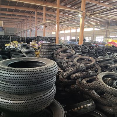 Propre 110/100-18 110/90-19 100/90-19 140/80-18 120/100-18 100/90-18 Pneus en caoutchouc pour motocyclettes