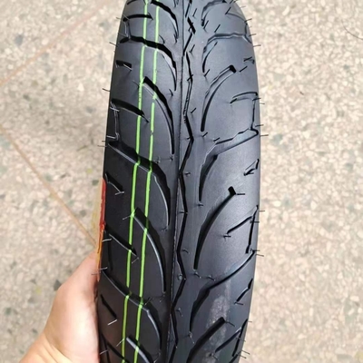 Résistance à la traction 10,5 Pneus de moto du marché africain 100/80-17 Pneus de moteur en caoutchouc naturel
