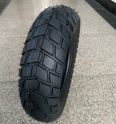 Pneus 130/90-10 pour motocyclettes de chargement au port de Qingdao pour autres systèmes de carrosserie de motocyclettes