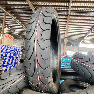 110/70-17 Pneus de moto 110/70/17 Pneus à motifs Casing pour le marché sud-américain