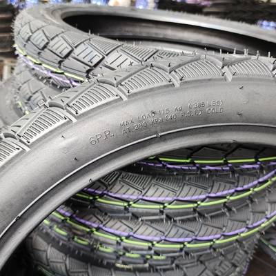 Pneus sans tube pour motocycle Tube 17/2.75 2.75-17 275 17 Contenu en caoutchouc 35%-45% Pneus à motifs