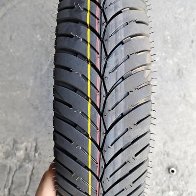 120/70-12 120/70/12 120 70 12 Pneus de moto de course à moteur avec une teneur en caoutchouc de 35% à 45%