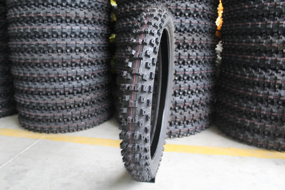 6PR/8PR Taux de pliage 80/100-21 Pneus tout-terrain de course 35% à 45% de teneur en caoutchouc pour vélos de terre