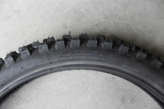 6PR/8PR Taux de pliage 80/100-21 Pneus tout-terrain de course 35% à 45% de teneur en caoutchouc pour vélos de terre