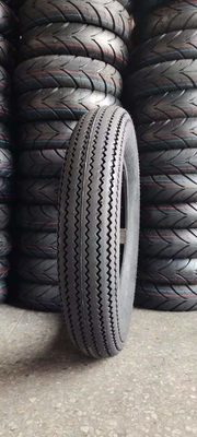 Pneus de moto à dent de scie 4.50x17 450-17 450/17 pour le port de chargement Port de Qingdao