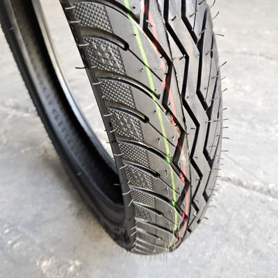 Super 6PR/8PR pneu en caoutchouc pour moto 90/90-18 90.90.18 avec une teneur en caoutchouc de 35% à 45%