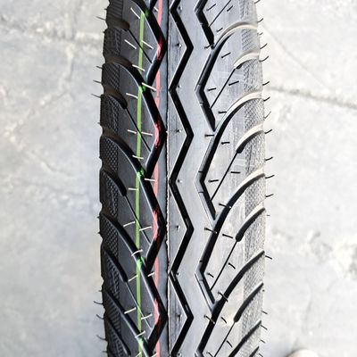 Super 6PR/8PR pneu en caoutchouc pour moto 90/90-18 90.90.18 avec une teneur en caoutchouc de 35% à 45%