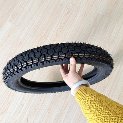 Délai de livraison Dans les 25 jours Pneus de moto 3.00-17 Fabrication pour le marché africain
