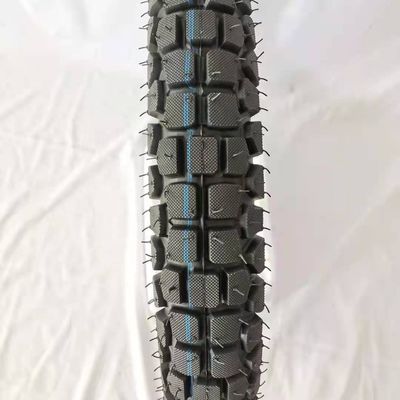 Casque de pneu pneu de moto et tube intérieur 225-18 250-18 275-18 300-18 pour les performances