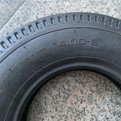 35% à 55% de teneur en caoutchouc 4.00-8 Pneus de moto pour les besoins du client
