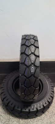 CEAT 400-8 Pneus indiens pour Bajaj Tuk Tuk 280kpa Pression de l'air 13000PCS Charge QTY/40'HQ