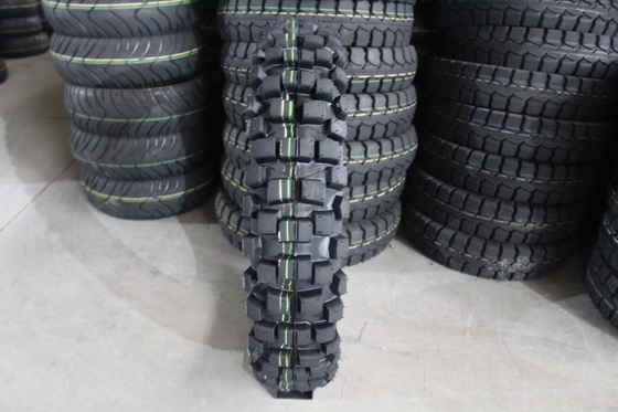 s 4.10-18 Pneus sans tube hors route pour motocycle 6PR/8PR Taux de pliage 13000PCS Charge QTY/40'HQ