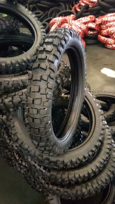 Délai de livraison 25-30 jours 4.10-18 Roues de pneus de moto avec 30% à 45% de caoutchouc