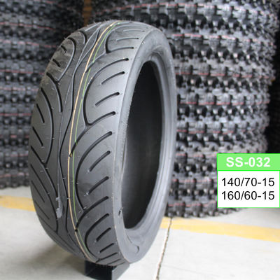 160/60-15 140/70-15 Pneus tout-terrain pour le marché nord-américain Grand TT 6,5 kg TL 6,8 kg