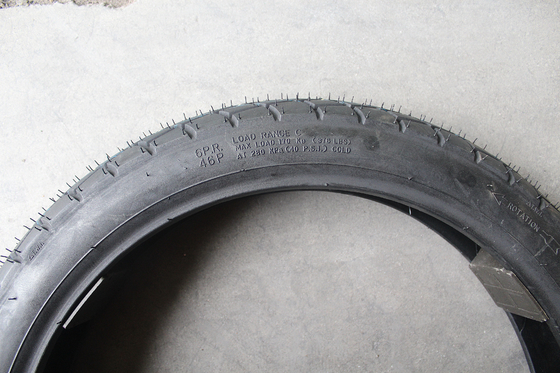 Bien 80/90-16 Taiwan pneus de moto sans tube Ply taux 6PR/8PR Charge QTY/40'HQ 13000PCS