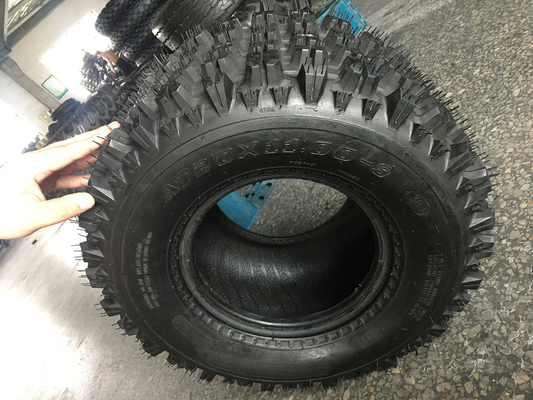 20x11-9 Pneus de boue pour tous les terrains Capacité de charge 132 kg Contenu en caoutchouc 35%-45%
